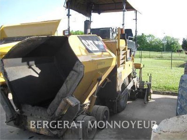 2009 CATERPILLAR AP-300 Photo