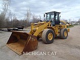11 CATERPILLAR 938H