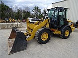 13 CATERPILLAR 906H2