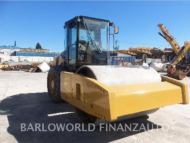 2010 CATERPILLAR CS76 XT Photo