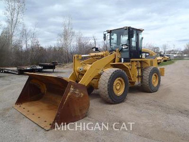 2011 CATERPILLAR 938H Photo