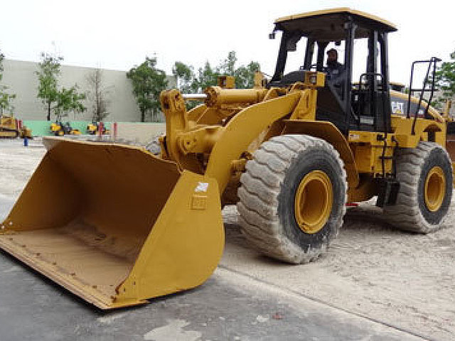 06 CATERPILLAR 950H