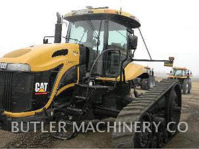 2003 CHALLENGER MT755 Photo