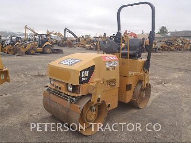 2008 CATERPILLAR CB24 Photo