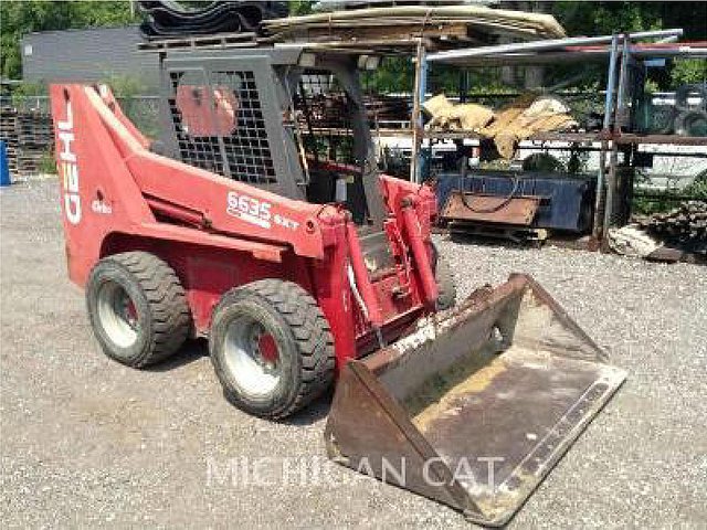 1999 GEHL 6635SXT Photo
