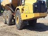 2012 CATERPILLAR 740B Photo #2