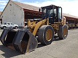 11 CATERPILLAR 924HZ