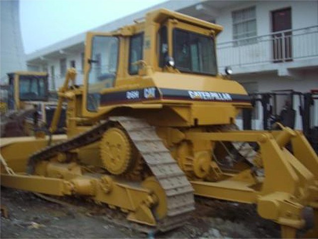2004 CATERPILLAR D6H Photo