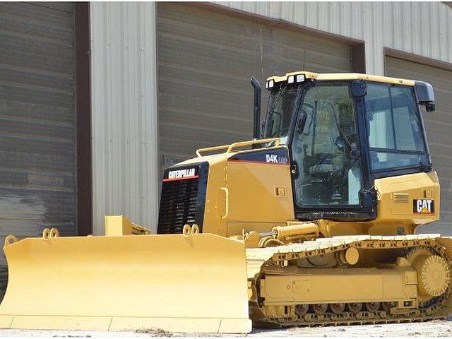 06 CATERPILLAR D4K LGP