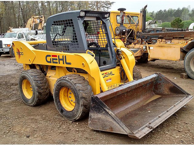 GEHL 7600 Photo