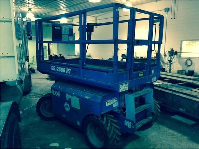 2006 GENIE GS2668RT Photo
