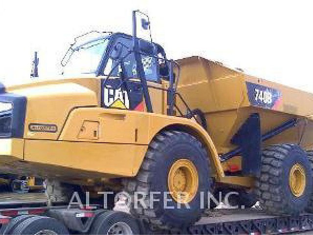 2013 CATERPILLAR 740B Photo