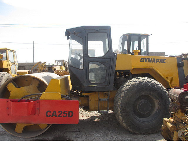 2010 DYNAPAC CA25D Photo