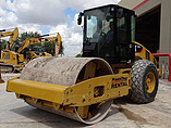 10 CATERPILLAR CS56