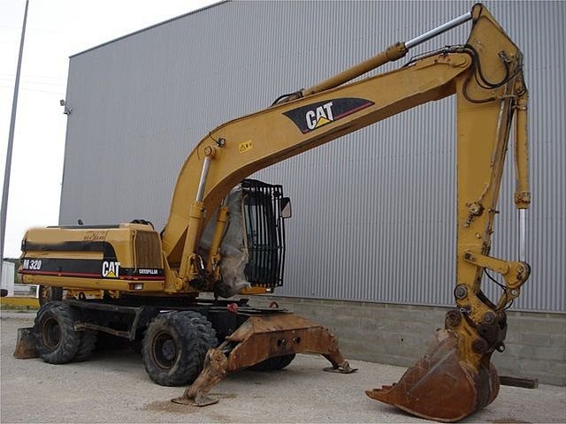 2001 CATERPILLAR M320C Photo