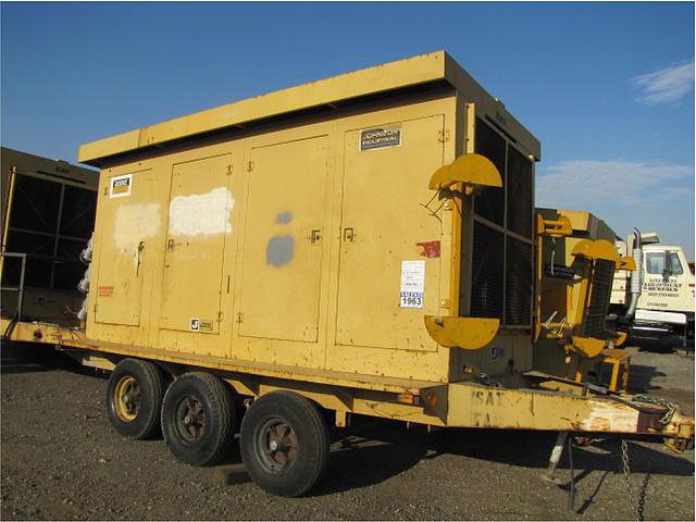 1988 CATERPILLAR 500 KW Photo