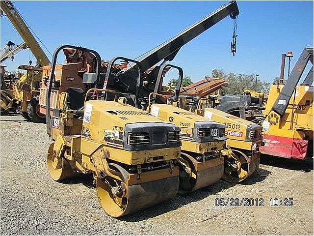 1995 CATERPILLAR CB-214C Photo