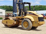 2005 CATERPILLAR CS-423E Photo #4