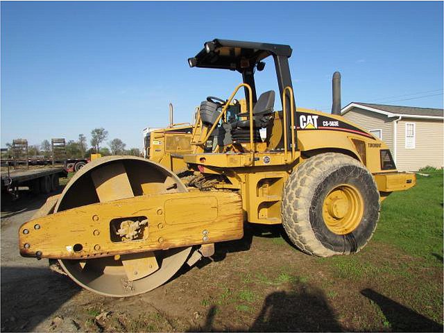 2005 CATERPILLAR CS-563E Photo
