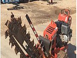 2011 DITCH WITCH RT12 Photo #6