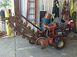 2011 DITCH WITCH RT24 Photo #2