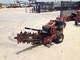 2011 DITCH WITCH RT12 Photo #2