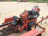 2011 DITCH WITCH RT12 Photo #4