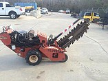 2011 DITCH WITCH RT24 Photo #2