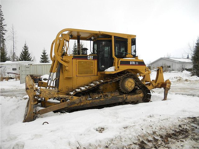 2005 CATERPILLAR D7R XR Photo