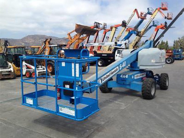 2006 GENIE S40 Photo