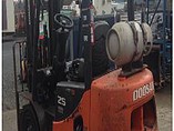 2011 DOOSAN G25P-5 Photo #4