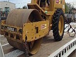 06 CATERPILLAR CS-323C