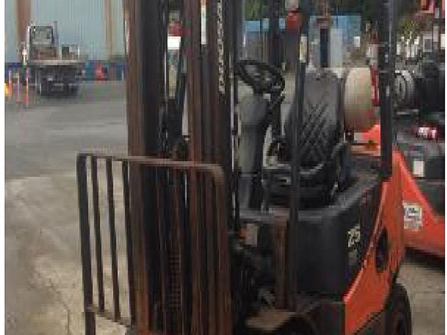 2011 DOOSAN G25P-5 Photo