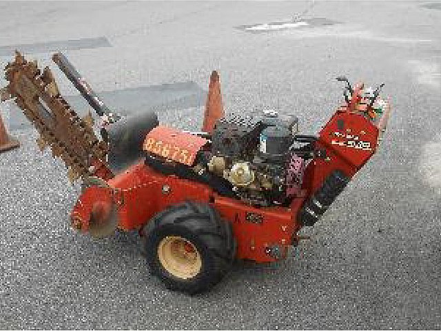 2011 DITCH WITCH RT10 Photo