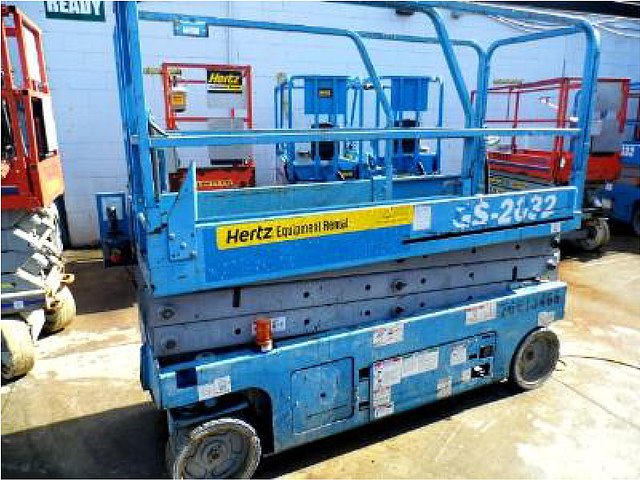2007 GENIE GS2032 Photo