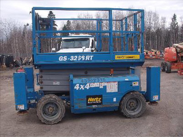2007 GENIE GS3268RT Photo