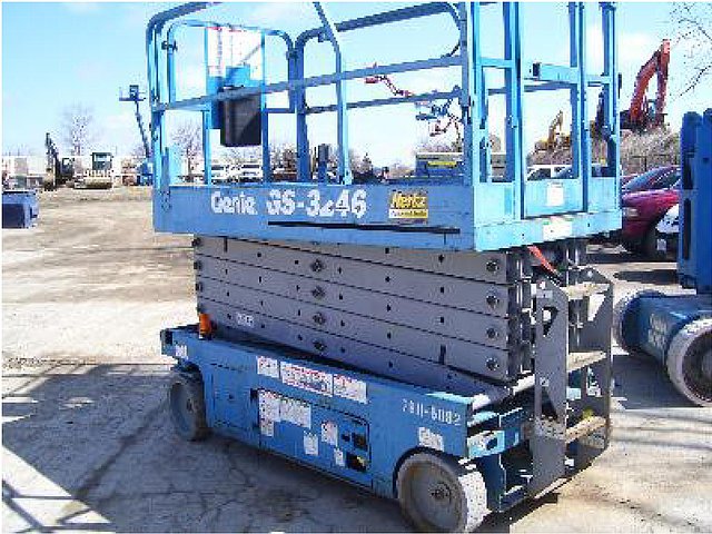 2007 GENIE GS3246 Photo