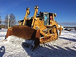 10 CATERPILLAR D8T