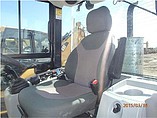 2011 CATERPILLAR 908H Photo #7
