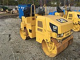 09 CATERPILLAR CB24