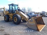2012 CATERPILLAR 930H Photo #2