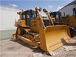 11 CATERPILLAR D6T XL