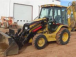 04 CATERPILLAR 420D IT