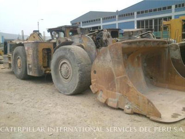 11 CATERPILLAR R1600G