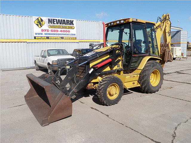 03 CATERPILLAR 420D IT