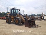 2006 CATERPILLAR 930G Photo #2