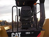 2011 CATERPILLAR CB54 Photo #12