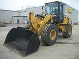14 CATERPILLAR 924K