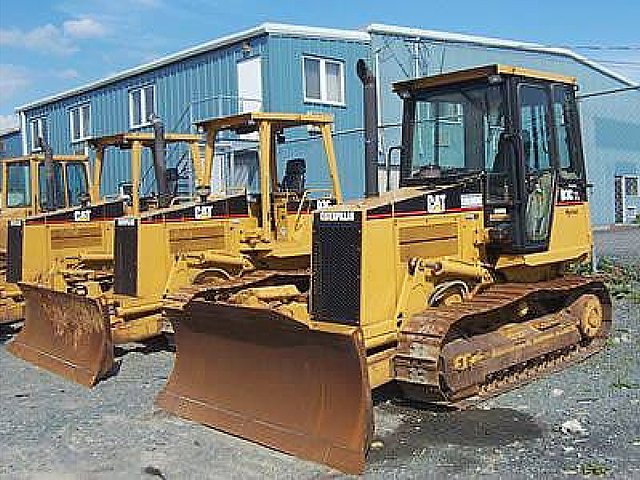 2000 CATERPILLAR D4C Photo