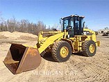 11 CATERPILLAR 938H